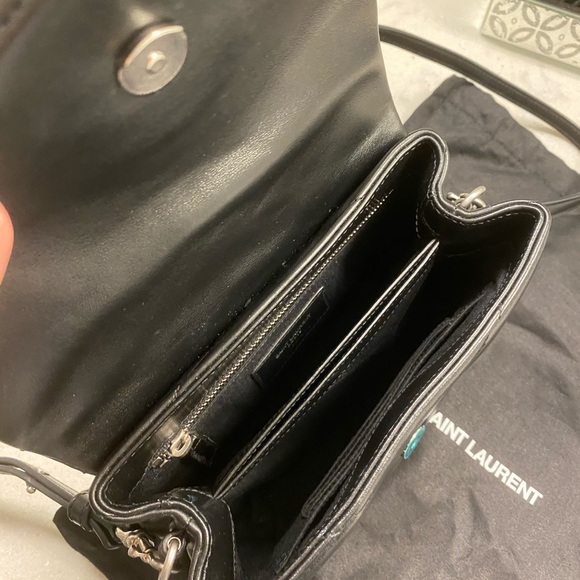 SOLD ❤️YSL Toy Lou Lou - Picture 4 of 8